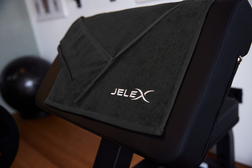 JELEX "100FIT" Sportowy ręcznik z kieszonką na zamek czarny